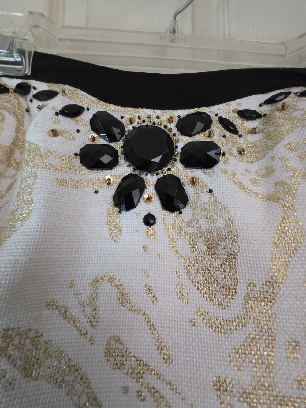 Lilly Pulitzer White and Gold Floral A-Line Skirt with Black Accents - Picture 3 of 4